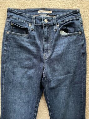 Levi's 725 High Rise Boot Cut Dark Blue Jeans Women’s Size 29